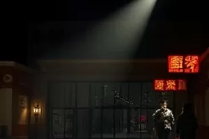 《沉默的调音师》封面：钢琴内部琴弦与调音扳手特写